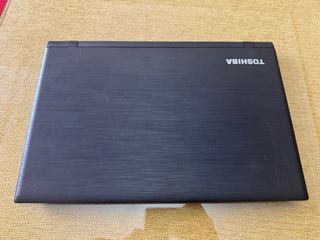 Portátil Toshiba Satellite Negro