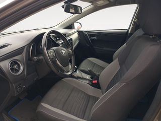 Toyota Auris 140H Hybrid Touring Sports Business 100 kW (136 CV)