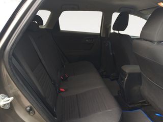 Toyota Auris 140H Hybrid Touring Sports Business 100 kW (136 CV)