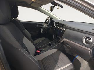 Toyota Auris 140H Hybrid Touring Sports Business 100 kW (136 CV)