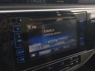 Toyota Auris 140H Hybrid Touring Sports Business 100 kW (136 CV)