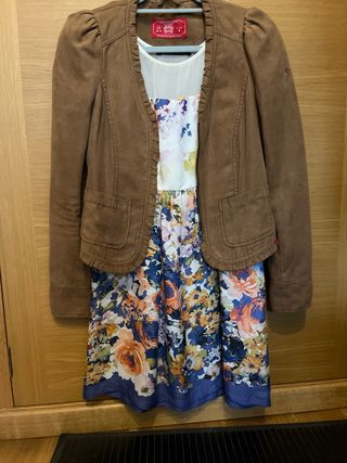 Vestido floral con tul