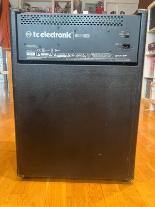 TC Electronic BG250 Amplificador Bajo