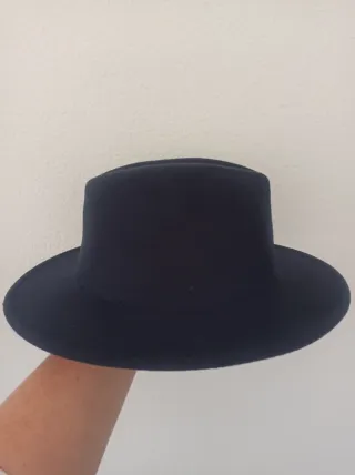 Sombrero azul marino
