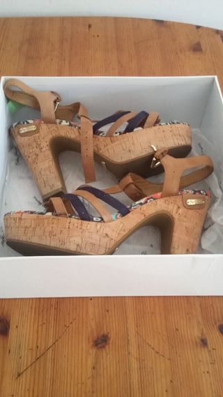 Sandalias Pepe Jeans Beige y Azul Talla 38