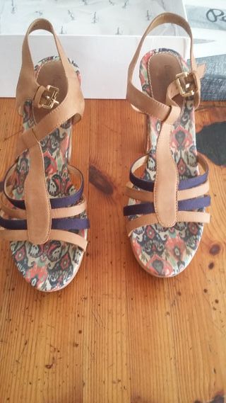 Sandalias Pepe Jeans Beige y Azul Talla 38