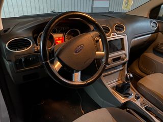 Ford Focus 2011
