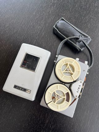 Grabadora AIWA TP-60R de cinta abierta