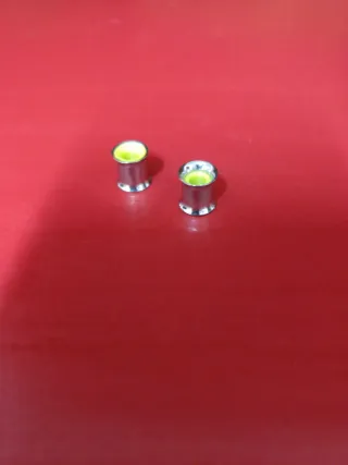 Túneles para orejas plata y verde