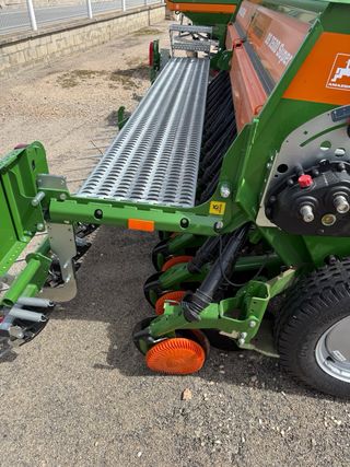 Sembradora Amazone D9