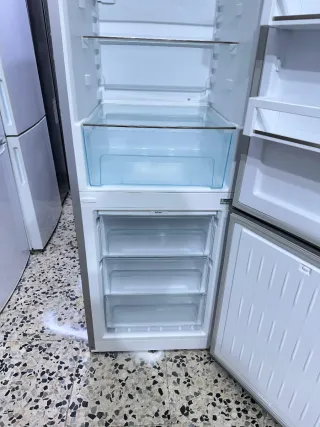 Nevera Liebherr con Garantía y Transporte