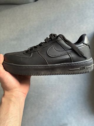 Nike Air Force 1 Negras Talla 42