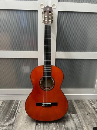 Guitarra Alhambra 4F como nueva