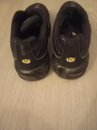 Nike TN Bambas Negras Talla [Talla]