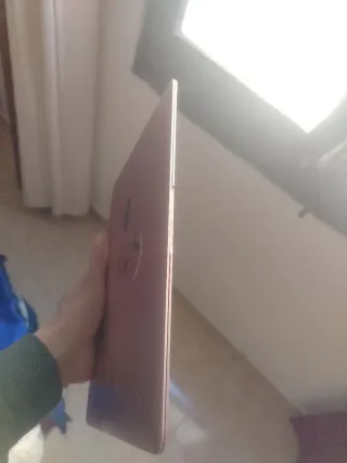 MacBook Air 2017 (Pantalla Rota)