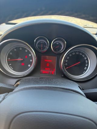 Opel Astra 2011 1.4 turbo 140cv
