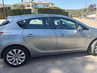 Opel Astra 2011 1.4 turbo 140cv