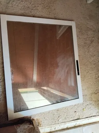 Marco de ventana corredera blanco