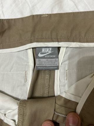 Pantaloncini Nike marroni