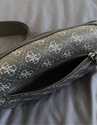 Riñonera/Bandolera Guess Negra/Gris