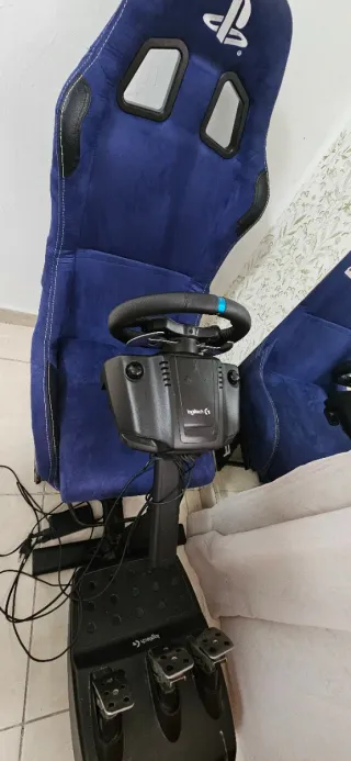 Playseat Azul y Volante Logitech G29