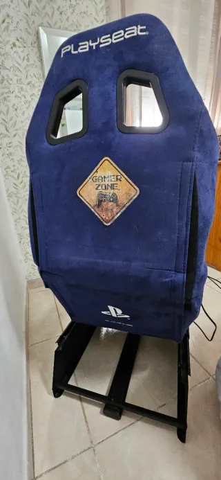Playseat Azul y Volante Logitech G29