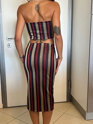 Completo Zara S righe oro, rosso