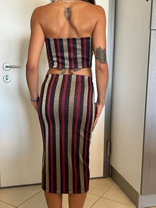 Completo Zara S righe oro, rosso