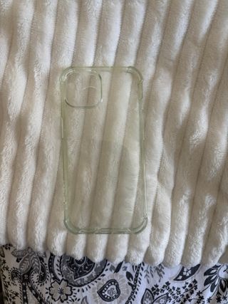 Funda iPhone 15 Transparente