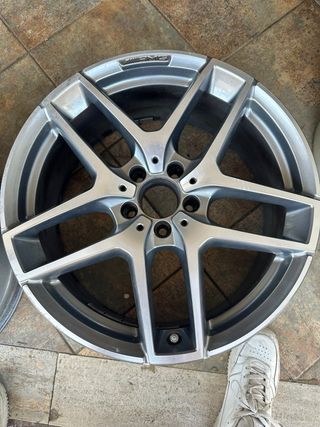 Cerchi lega Mercedes 18 8J 19H 2ET38