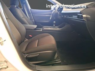 Mazda 3 2.5L E-SKY G MHEV 103kW Prime-line