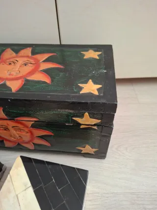 Cajas y adornos lote 20 euros