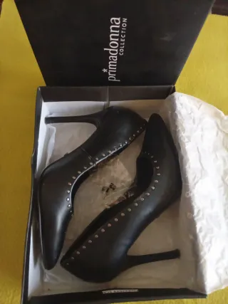 Décolleté tacco alto Primadonna nere