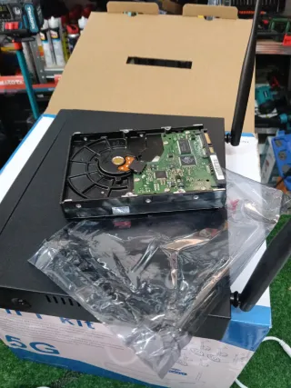 Kit videosorveglianza 8 canali wireless + HDD