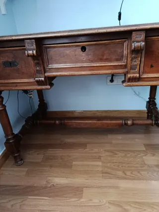 Mesa de despacho antigua madera y REGALO sillón