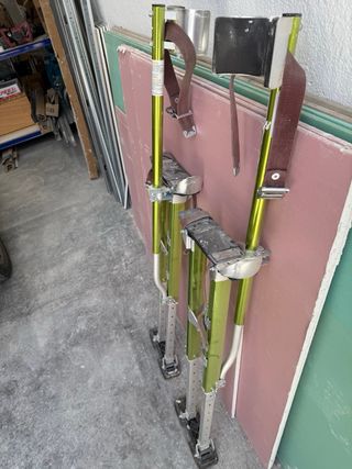 Zancos de trabajo para yeso y pintura