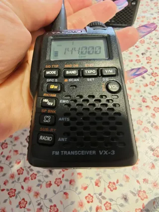 Yaesu VX-3 Walkie-Talkie Negro