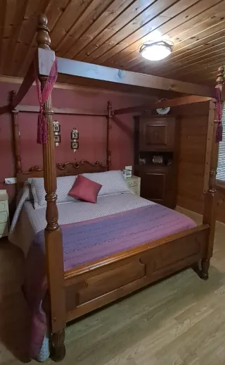 Cama antigua con dosel 150x200cm