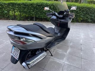 Suzuki Burgman 400cc 2009