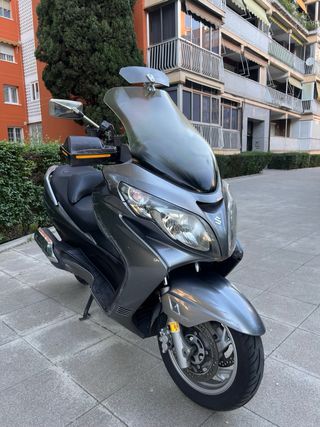 Suzuki Burgman 400cc 2009