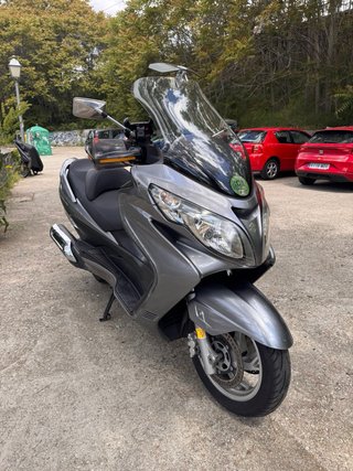 Suzuki Burgman 400cc 2009