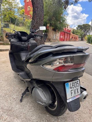 Suzuki Burgman 400cc 2009