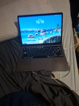 Portátil Apple Plata/Gris Espacial