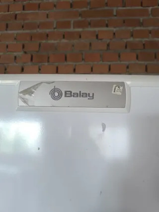 Congelador vertical Balay