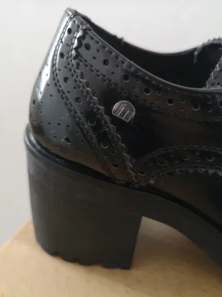 Zapatos plataforma negros estilo gótico Talla 36