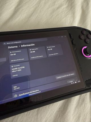 MSI Claw A1M portátil gaming tipo Steam Deck