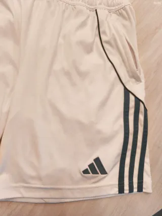 Pantalón corto Adidas blanco