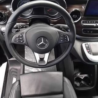 Mercedes-Benz Clase V 2022 BURMESTER