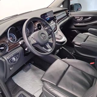 Mercedes-Benz Clase V 2022 BURMESTER