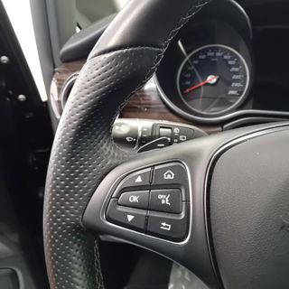 Mercedes-Benz Clase V 2022 BURMESTER